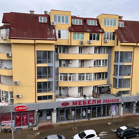 City View Apartment With 2 Bedrooms And Free Garage Благоевград Екстериор снимка